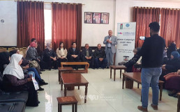 Vào ngày 18 tháng 12, lễ trao tặng sản phẩm sưởi ấm đã được tổ chức tại Hiệp hội từ thiện Aqraba.