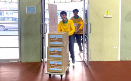 Donación de alimentos a cincuenta hogares desfavorecidos en Petaling Jaya, Malasia